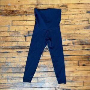BEYOND THE BUMP Heather Navy Yoga Capri Leggings